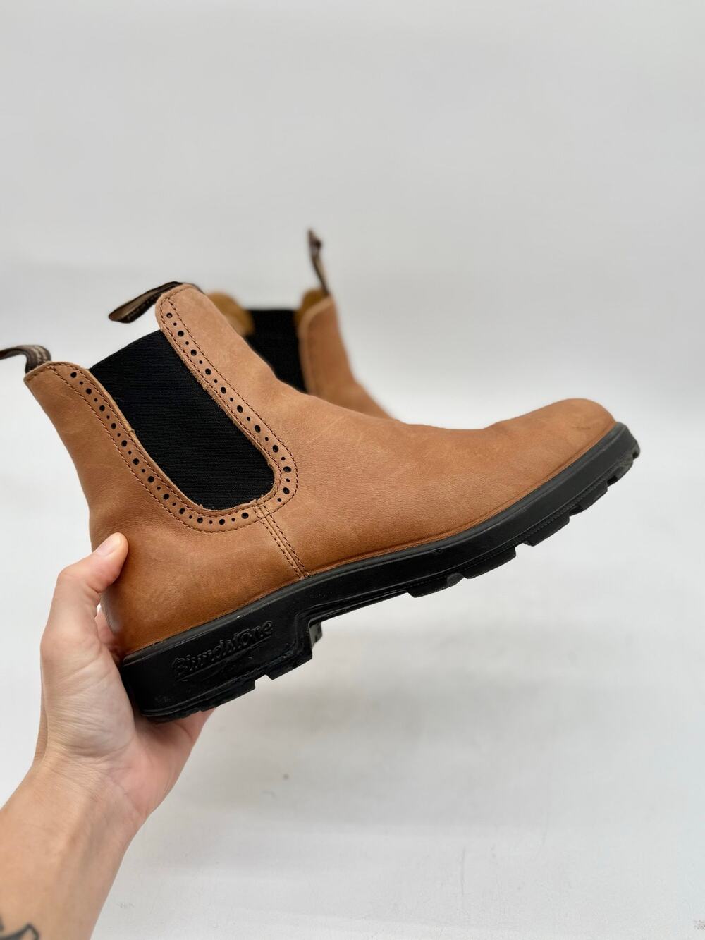 Blundstone Camel Brown Leather High Top 2215 Chelsea Boots Women’s Size 10.5